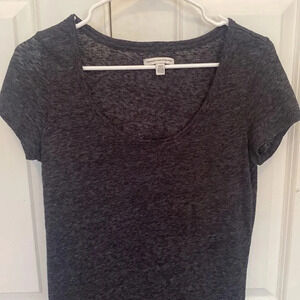 American eagle short sleeve T-shirt size medium dark gray scoop neck